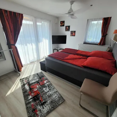 Penthouse-apartment Am Kornfeld * 吕嫩